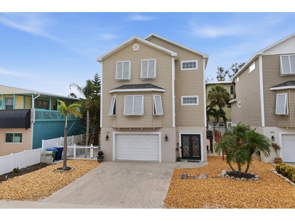 5390 Gulf Drive Holmes Beach FL 34217 A4673790 image3