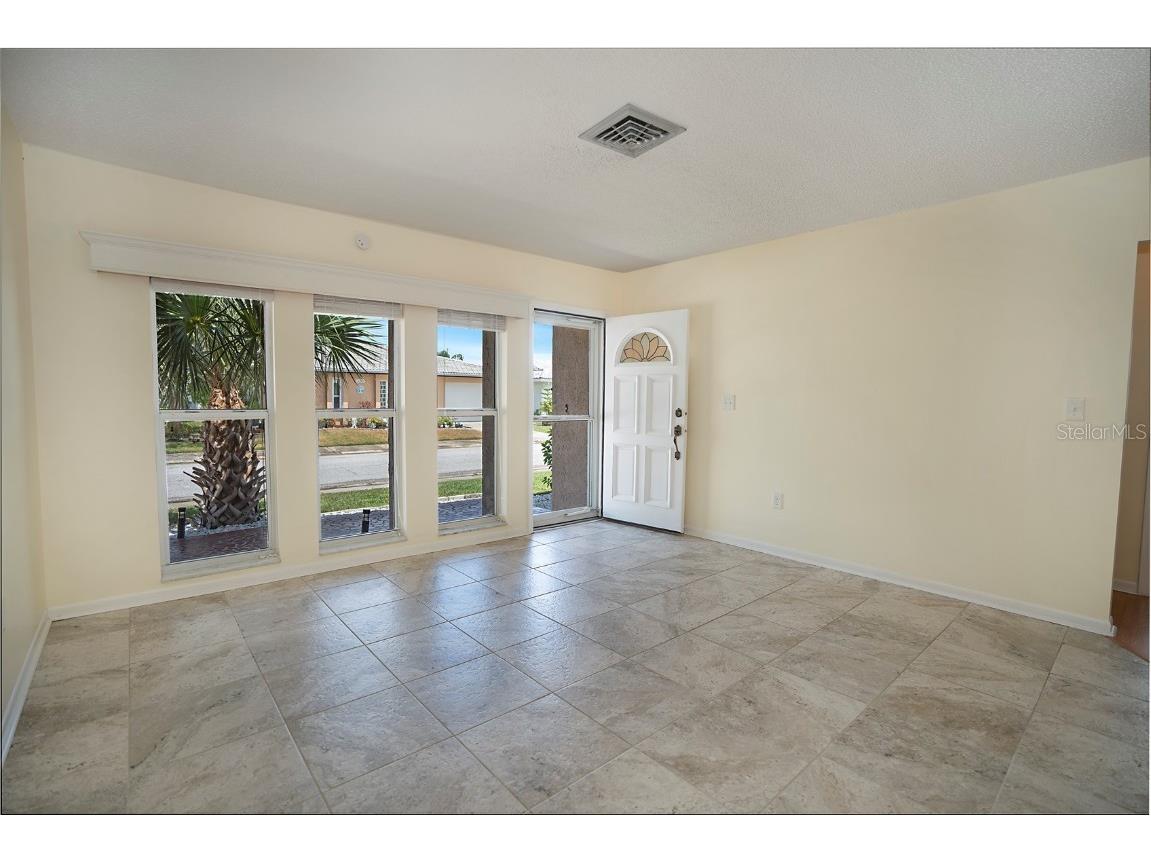 5390 Magnolia Trail N Pinellas Park FL 33782 TB8397615 image12