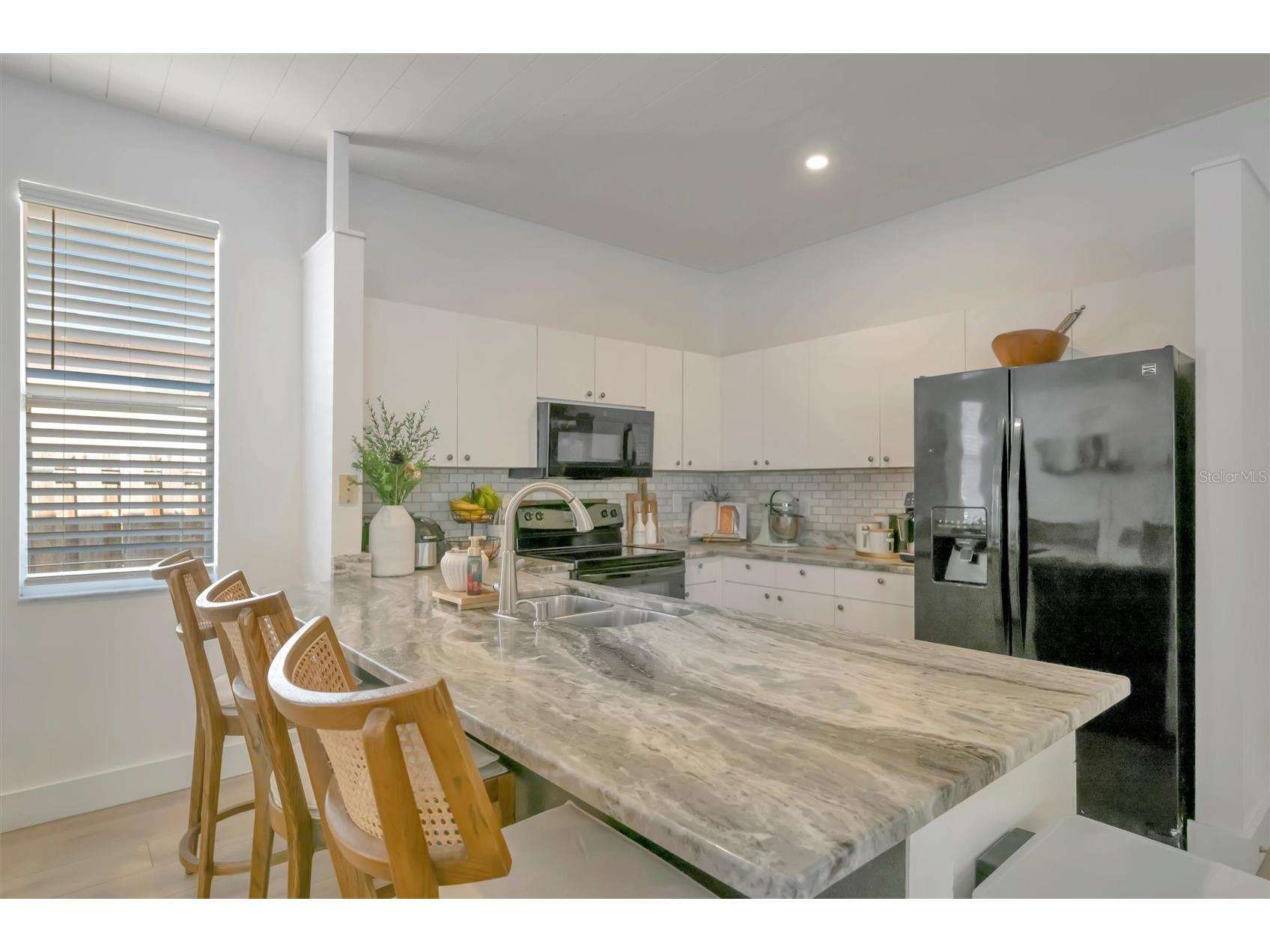 5390 Matthew Court Sarasota FL 34231 A4677352 image25