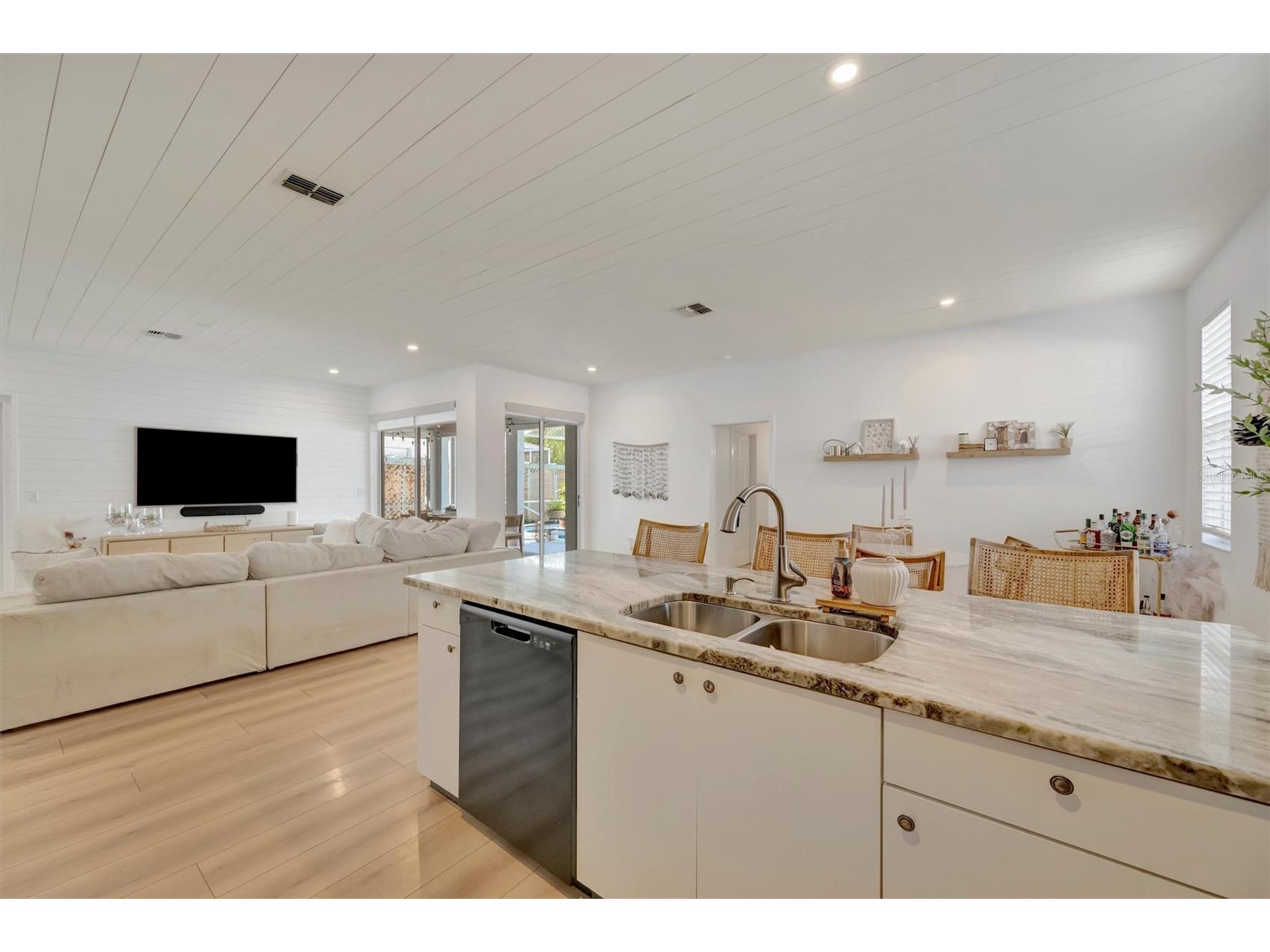 5390 Matthew Court Sarasota FL 34231 A4677352 image29