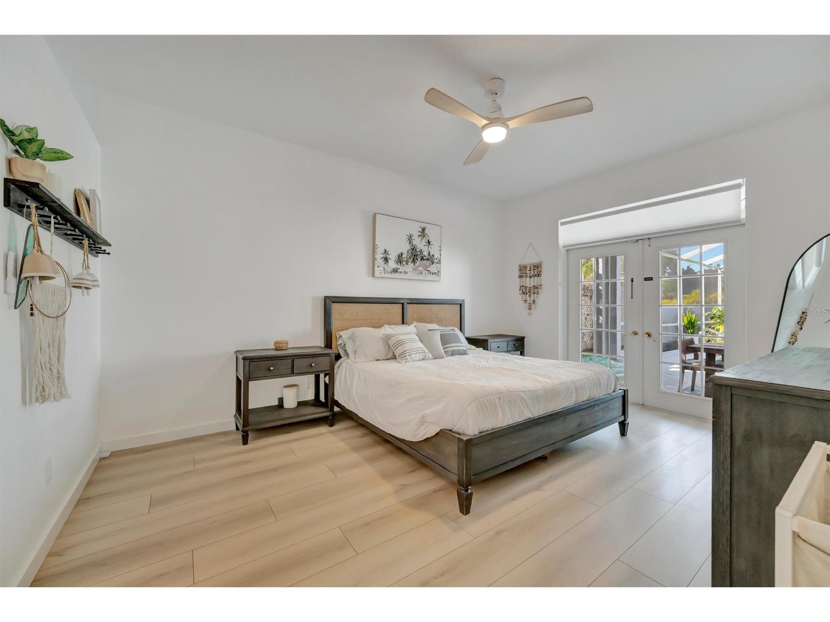 5390 Matthew Court Sarasota FL 34231 A4677352 image34