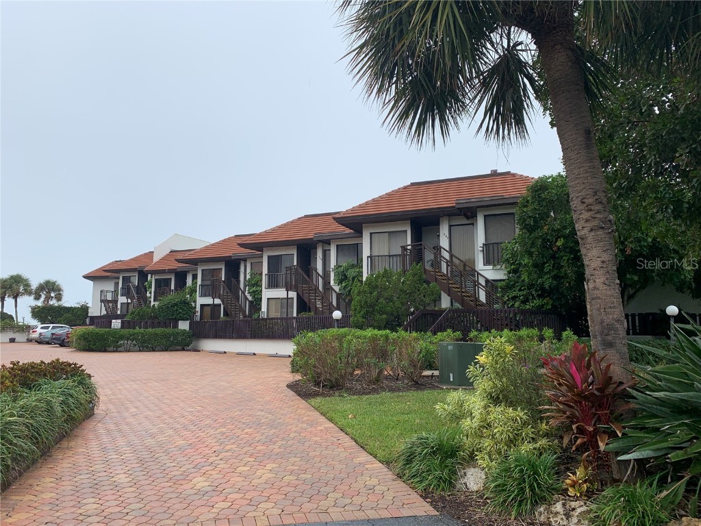 5393 Gulf Of Mexico Drive #111 Longboat Key FL 34228 - GULF OF MEXICO A4517637 image1