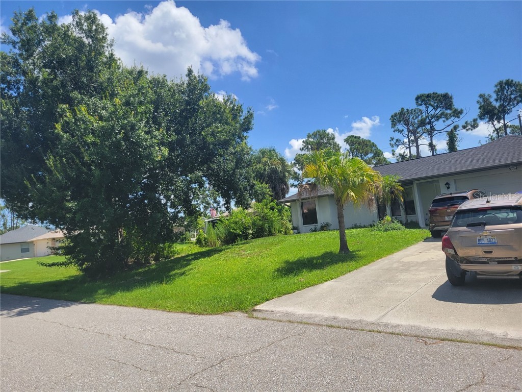 5394 Winfree Street Port Charlotte FL 33981 C7496669 image1