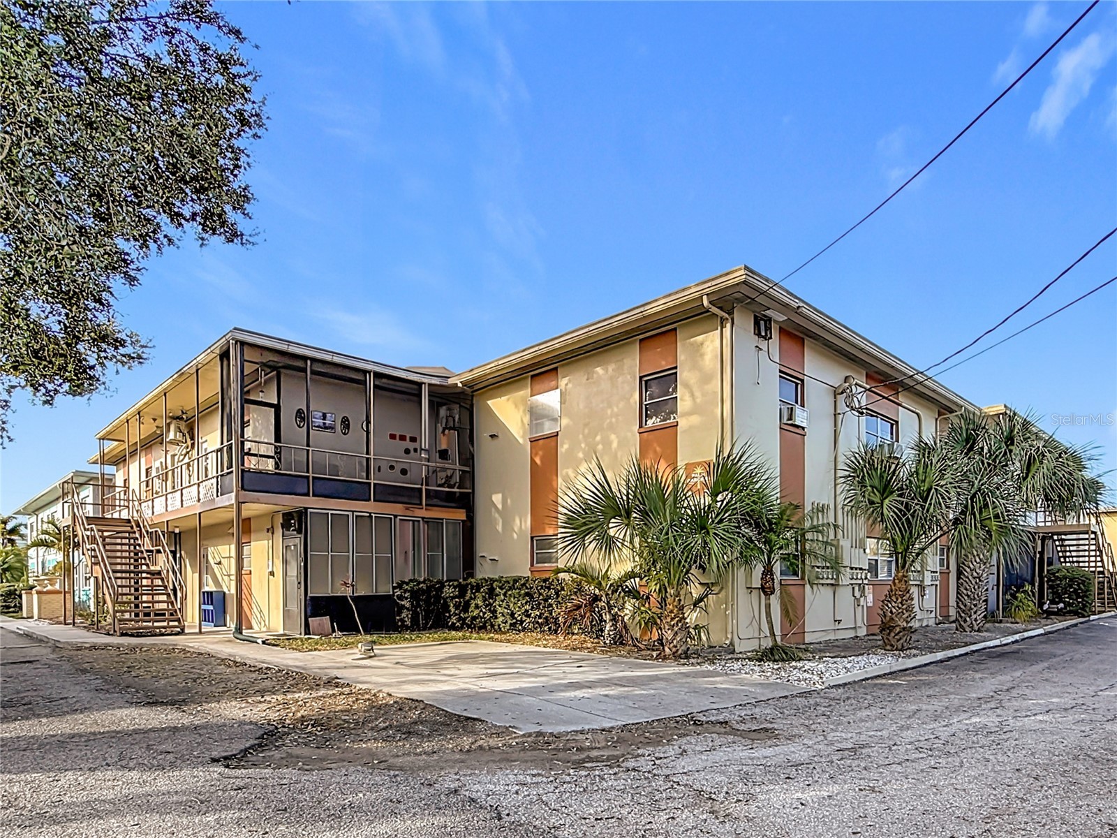 5396 4th Street N #105 Saint Petersburg FL 33703 TB8477583 image1