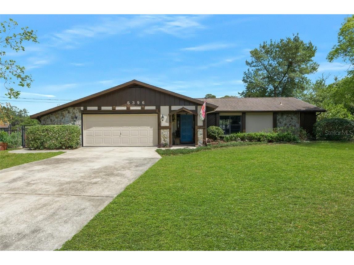 5396 Fern Drive Weeki Wachee FL 34607 W7853753 image1