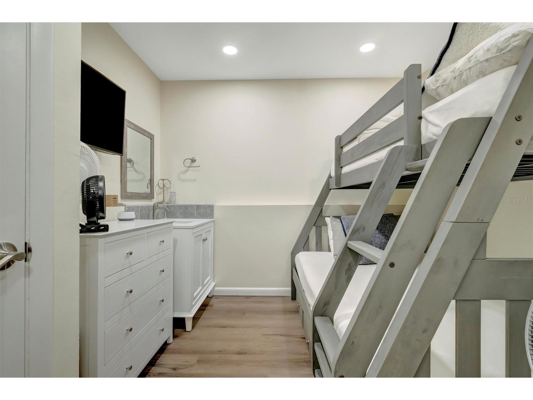 5396 Gulf Boulevard #407 Saint Pete Beach FL 33706 - GULF OF MEXICO TB8476651 image43