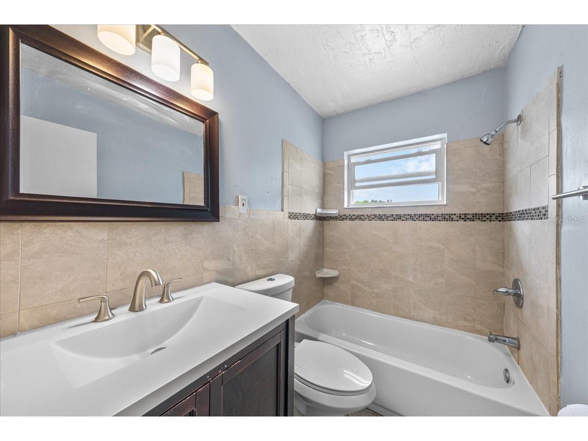 5399 24th Terrace N Saint Petersburg FL 33710 TB8529252 image11