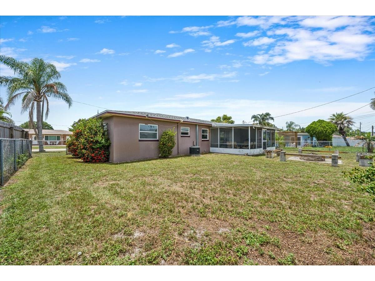 5399 24th Terrace N Saint Petersburg FL 33710 TB8529252 image21