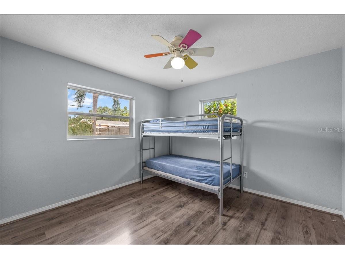 5399 24th Terrace N Saint Petersburg FL 33710 TB8529252 image9