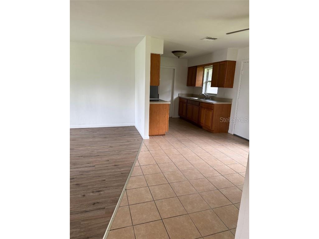 5399 NE 11th Avenue Ocala FL 34479 OM712469 image3