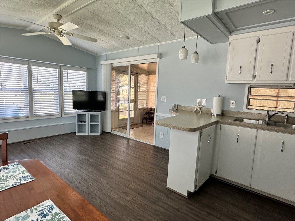 54 Crown Point Drive Nokomis FL 34275 TB8453103 image10