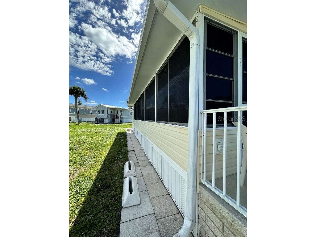 54 Crown Point Drive Nokomis FL 34275 TB8453103 image2