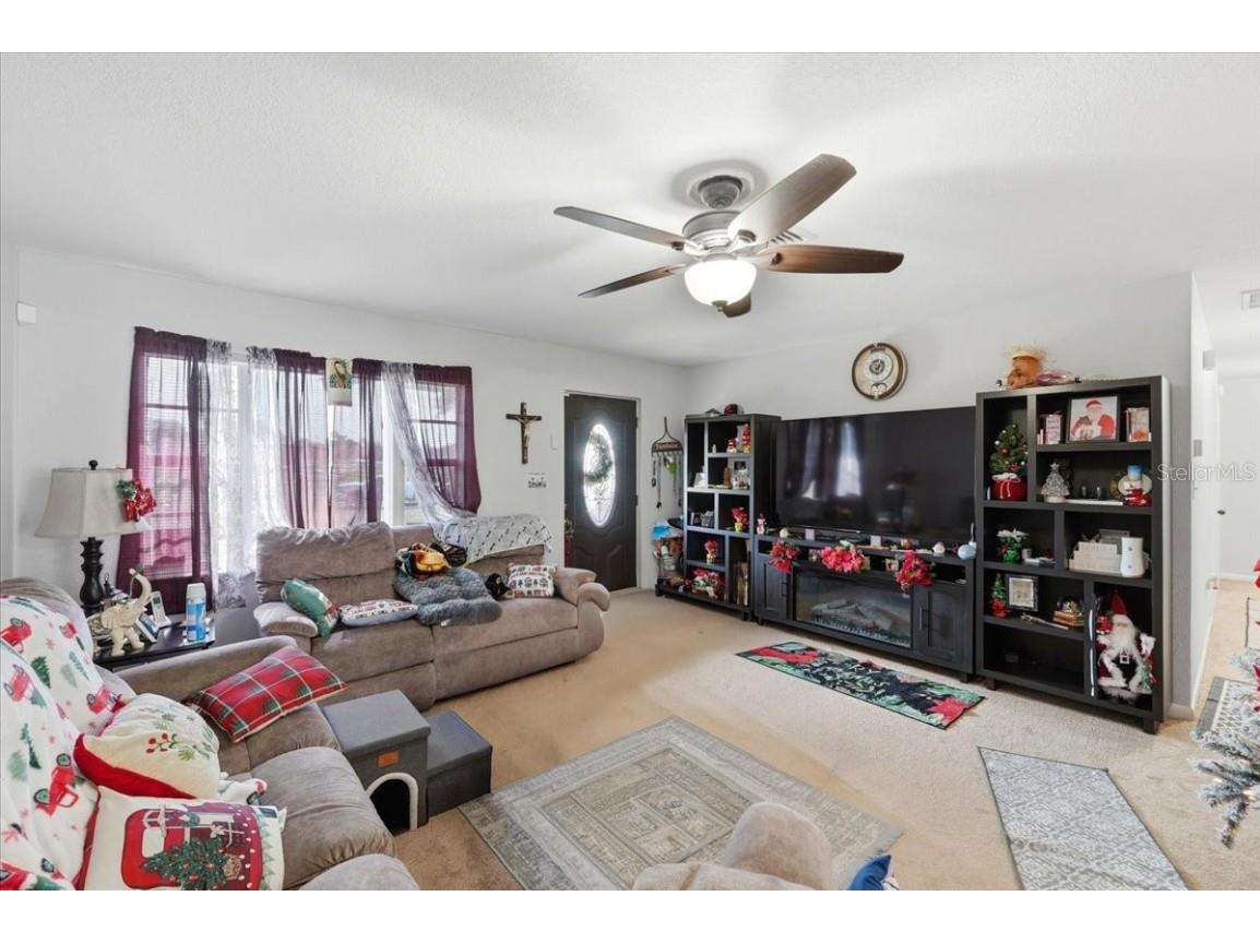 54 Gardner Avenue Lake Wales FL 33898 P4937189 image3