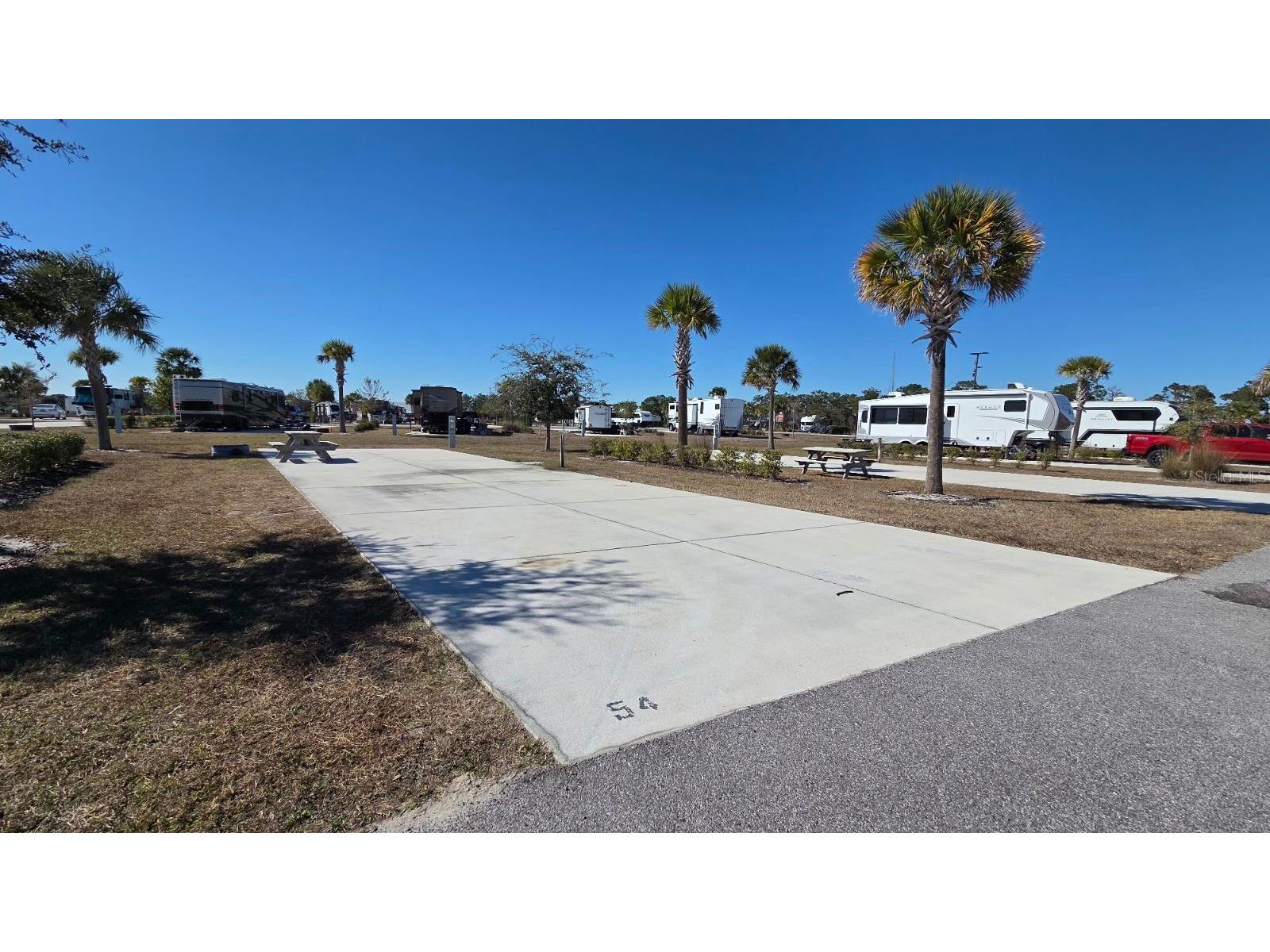 54 Tiki Turn E Lake Wales FL 33898 TB8470519 image3