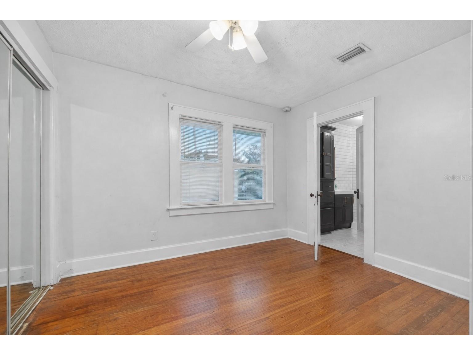 540 1/2 7th Avenue N Saint Petersburg FL 33701 A4688246 image14