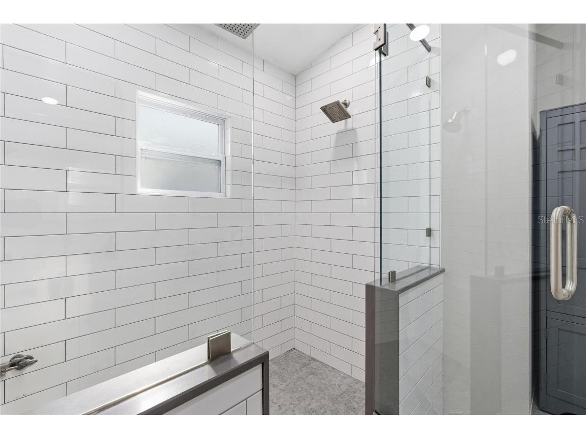 540 9th Avenue N Saint Petersburg FL 33701 TB8444652 image25