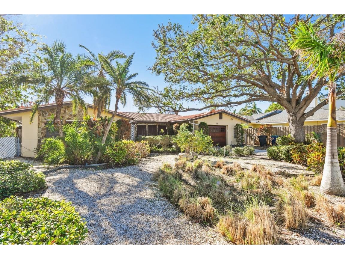 540 Boca Ciega Isle Drive Saint Pete Beach FL 33706 TB8323762 image1