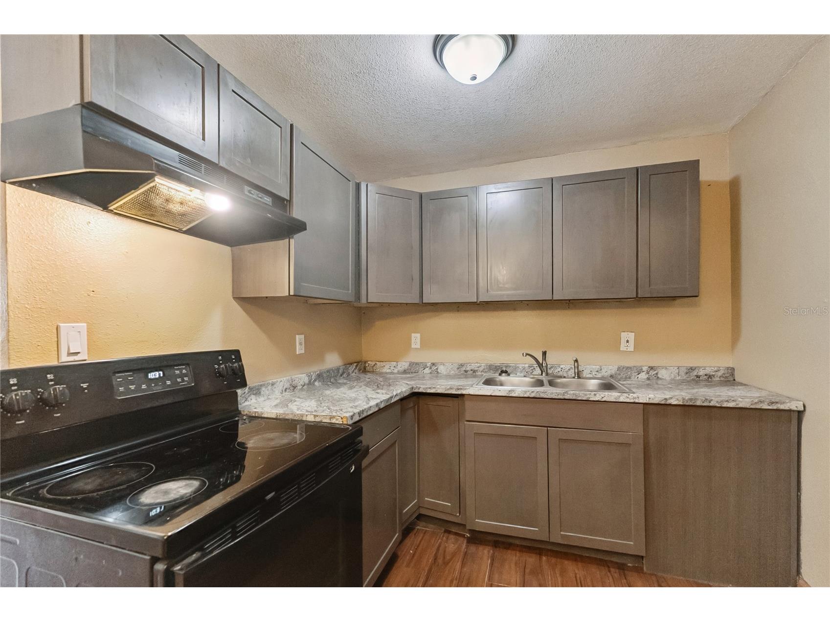540 Colfax Drive Daytona Beach FL 32114 V4949264 image9