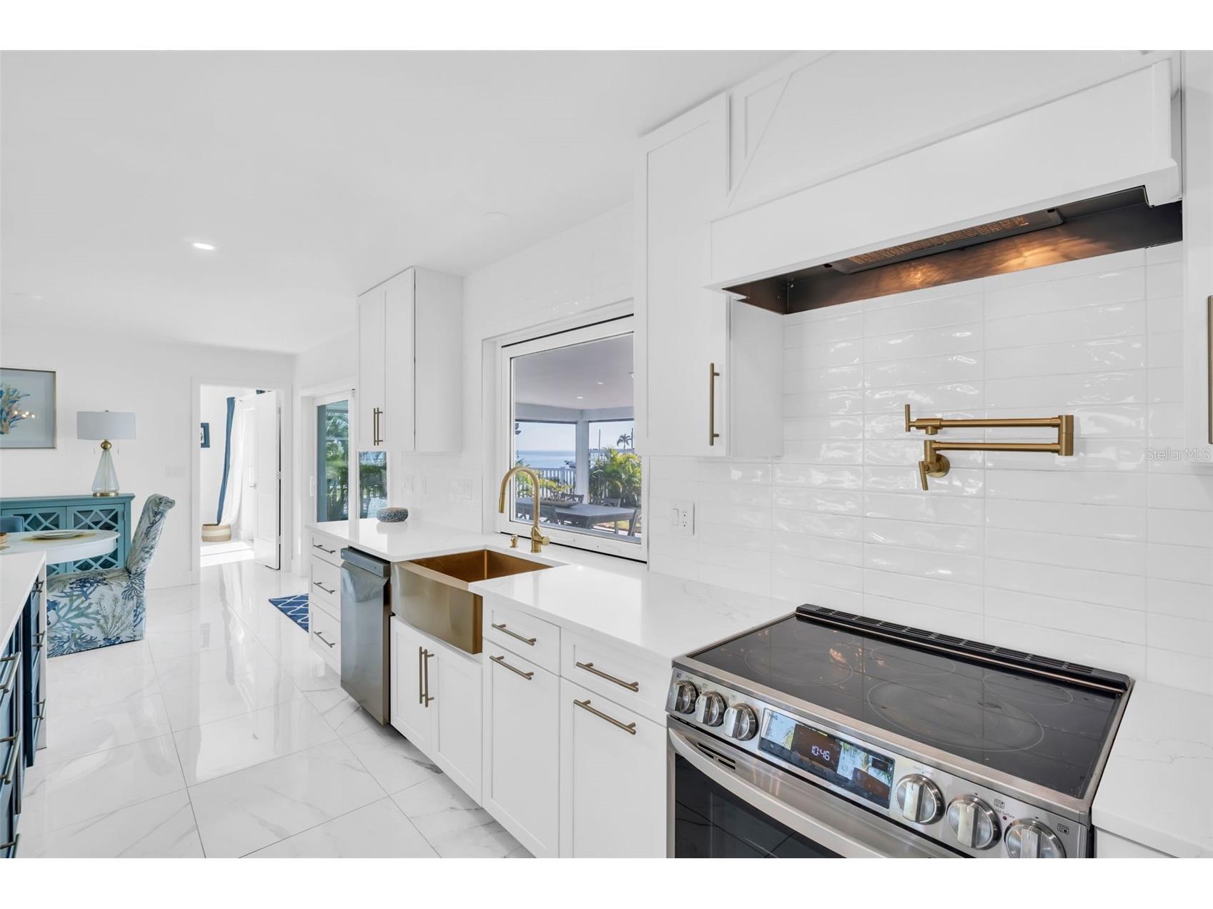 540 Dolphin Avenue SE Saint Petersburg FL 33705 - TAMPA BAY TB8428347 image11