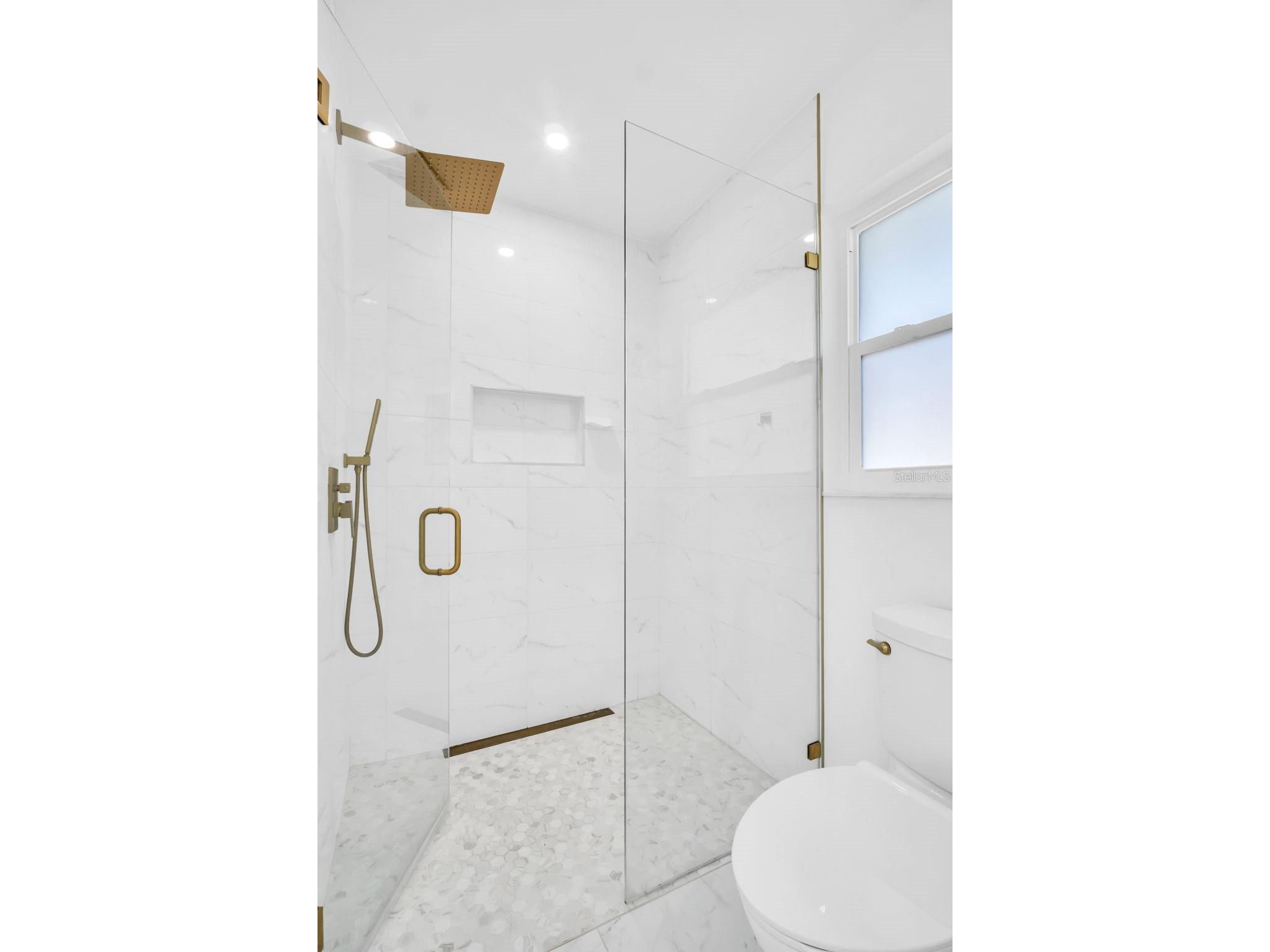 540 Dolphin Avenue SE Saint Petersburg FL 33705 - TAMPA BAY TB8428347 image20