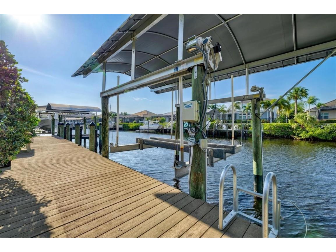 540 Fore Drive Bradenton FL 34208 A4667424 image75