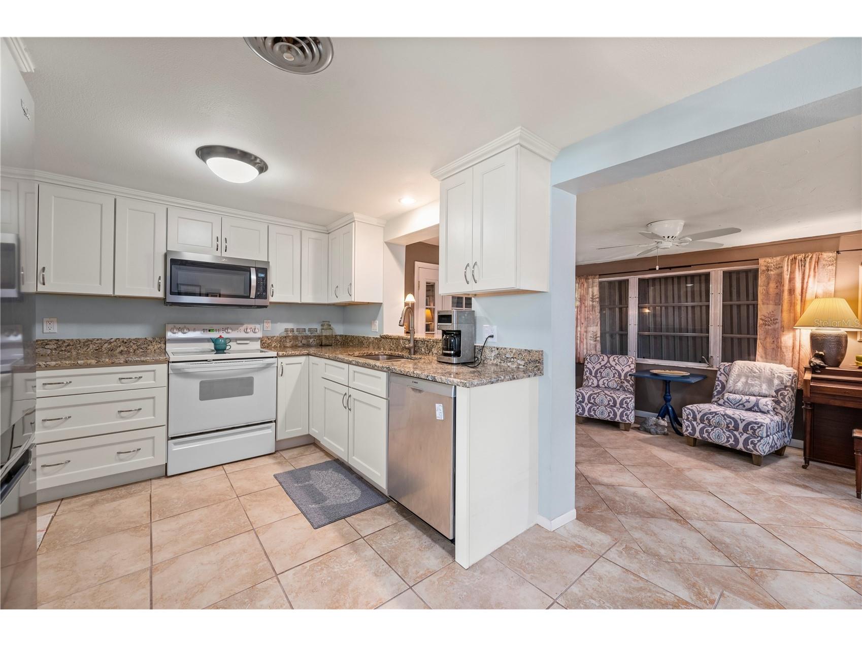 540 Grove Avenue NW Port Charlotte FL 33952 C7525314 image19