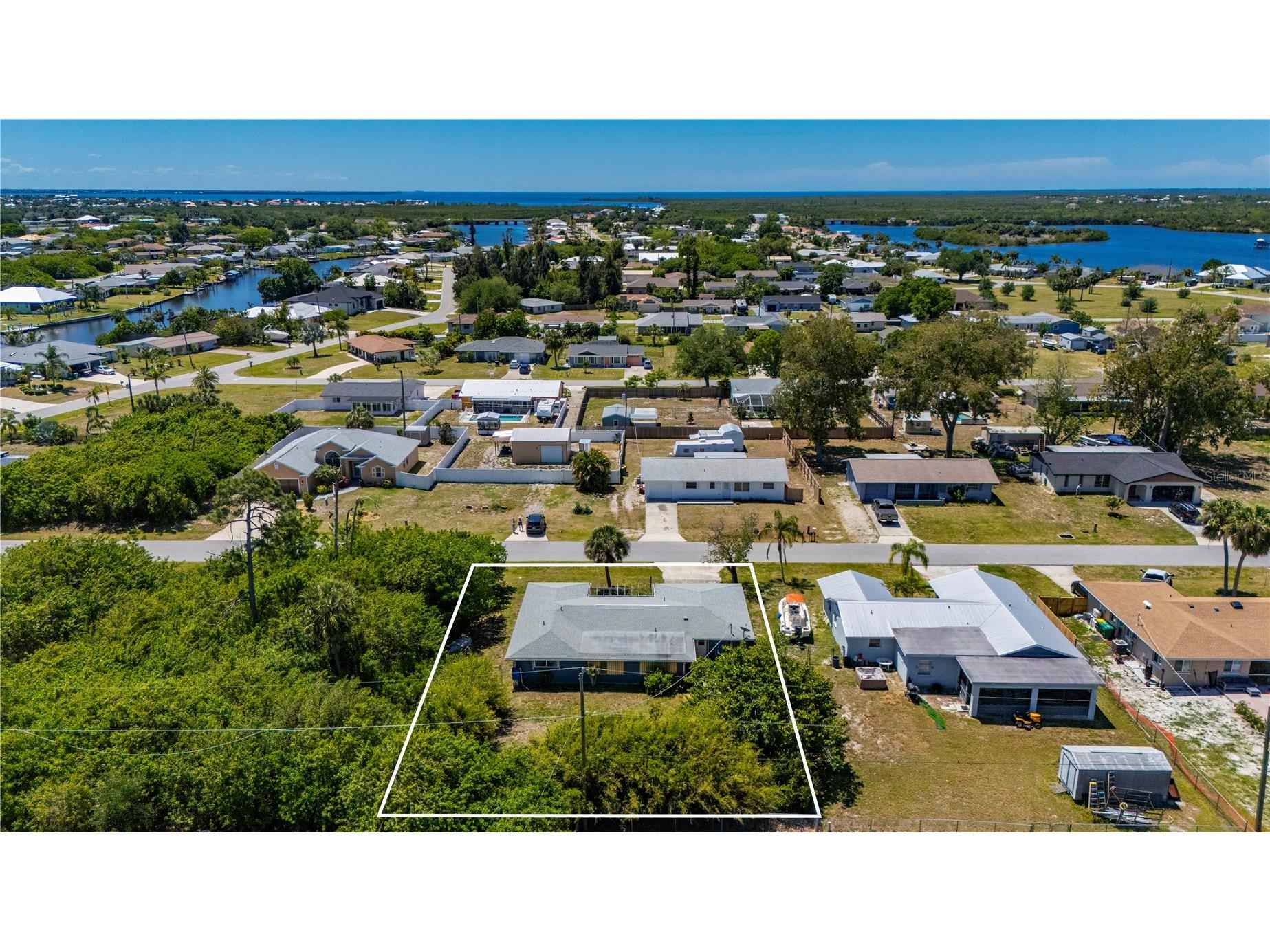 540 Grove Avenue NW Port Charlotte FL 33952 C7525314 image48