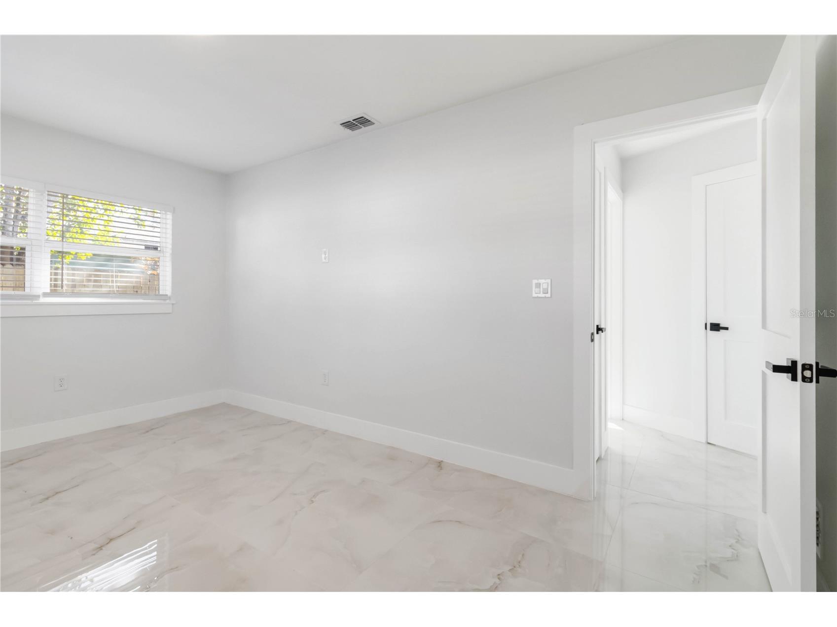 540 Milwaukee Avenue Dunedin FL 34698 TB8473491 image16