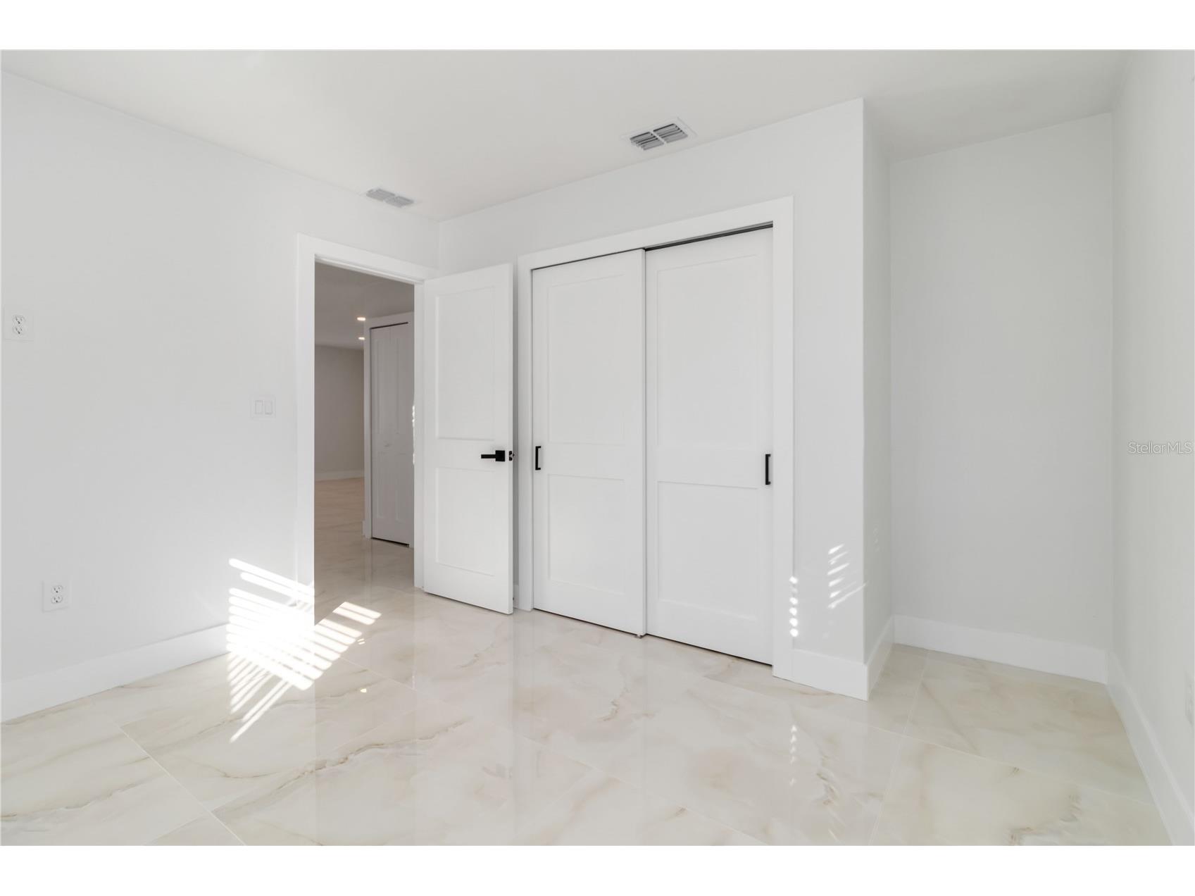 540 Milwaukee Avenue Dunedin FL 34698 TB8473491 image17