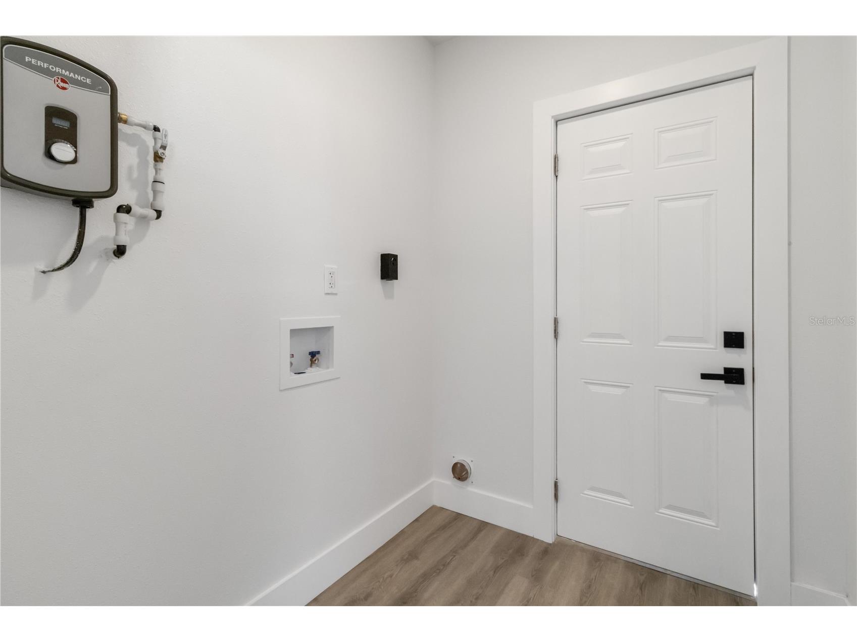 540 Milwaukee Avenue Dunedin FL 34698 TB8473491 image24