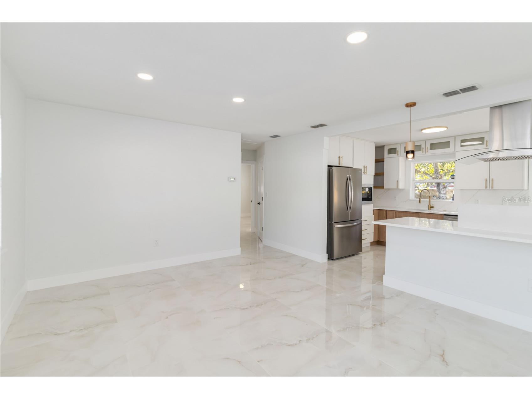 540 Milwaukee Avenue Dunedin FL 34698 TB8473491 image6