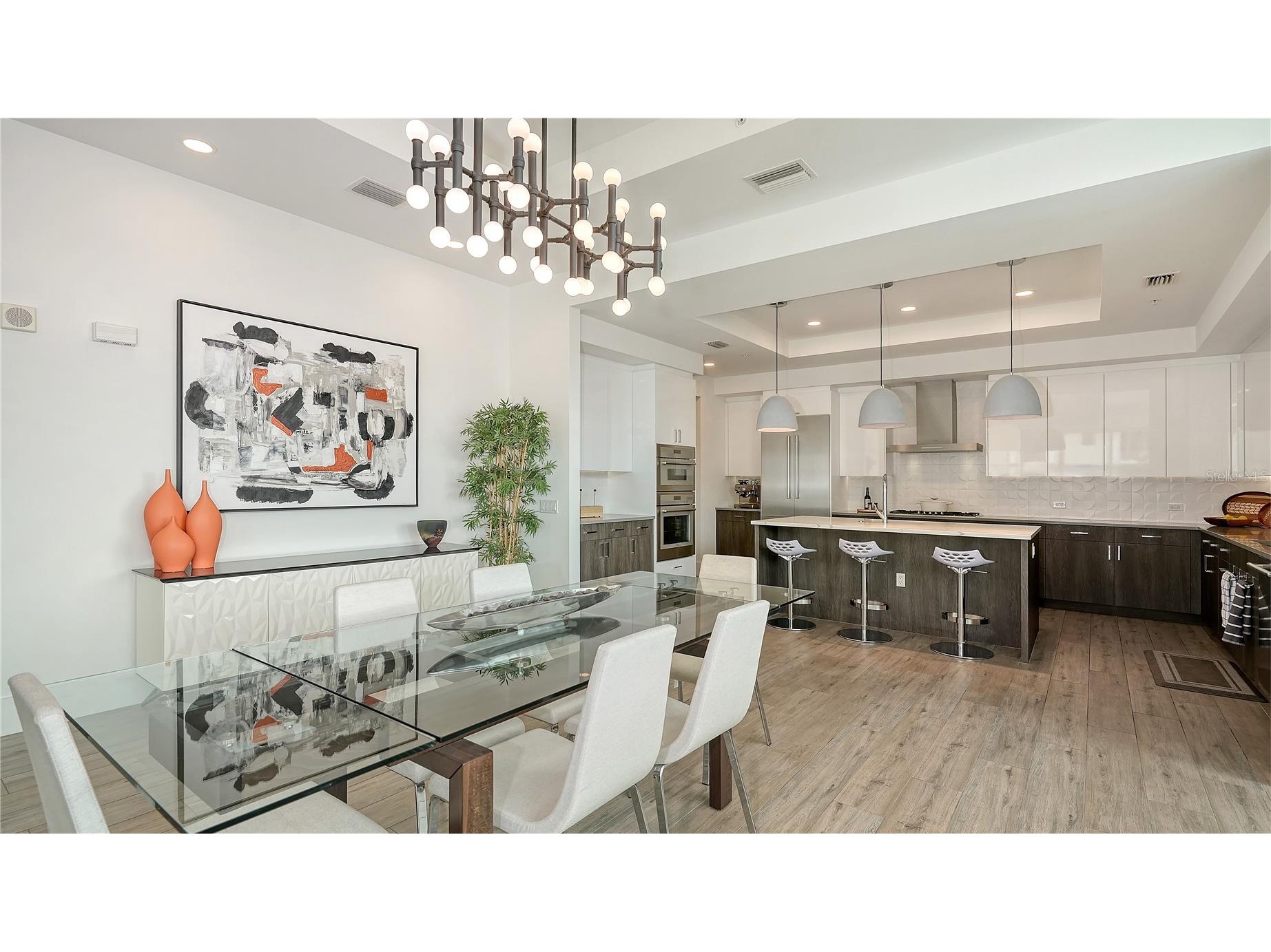 540 N Tamiami Trail #1004 Sarasota FL 34236 A4682907 image14