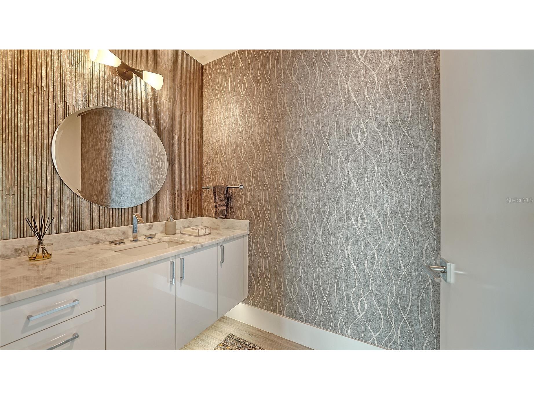 540 N Tamiami Trail #1004 Sarasota FL 34236 A4682907 image19