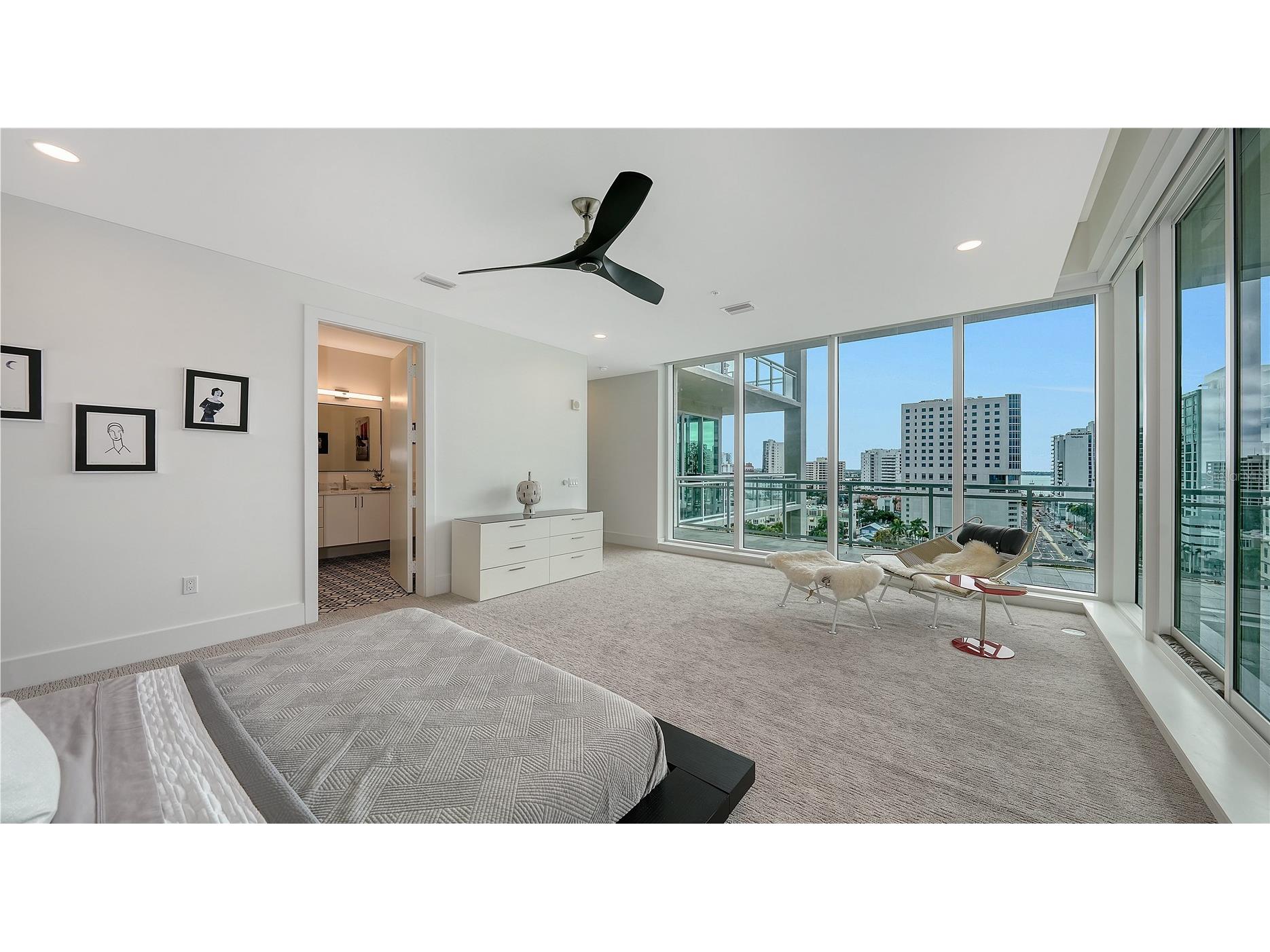 540 N Tamiami Trail #1004 Sarasota FL 34236 A4682907 image22