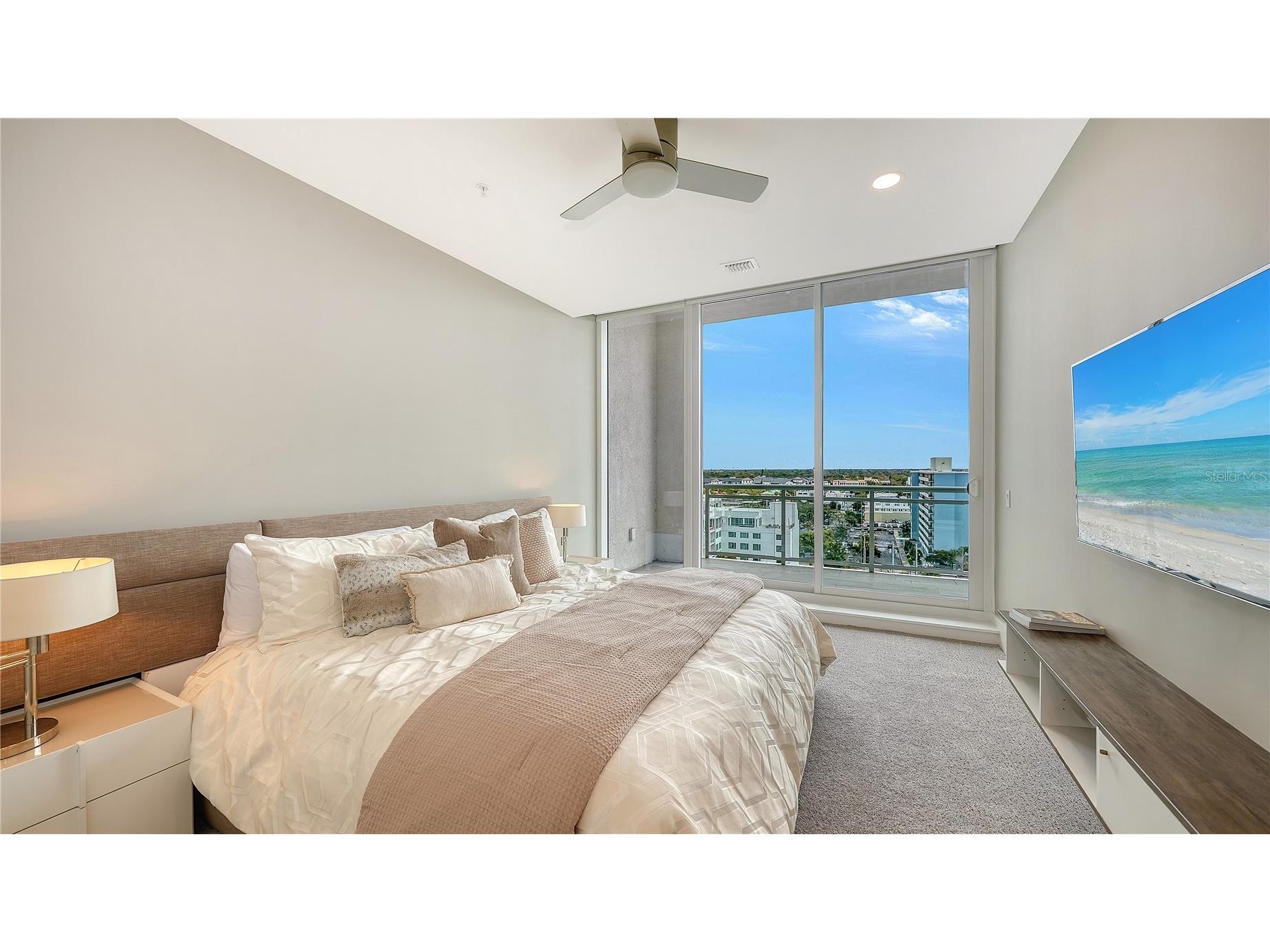 540 N Tamiami Trail #1004 Sarasota FL 34236 A4682907 image25