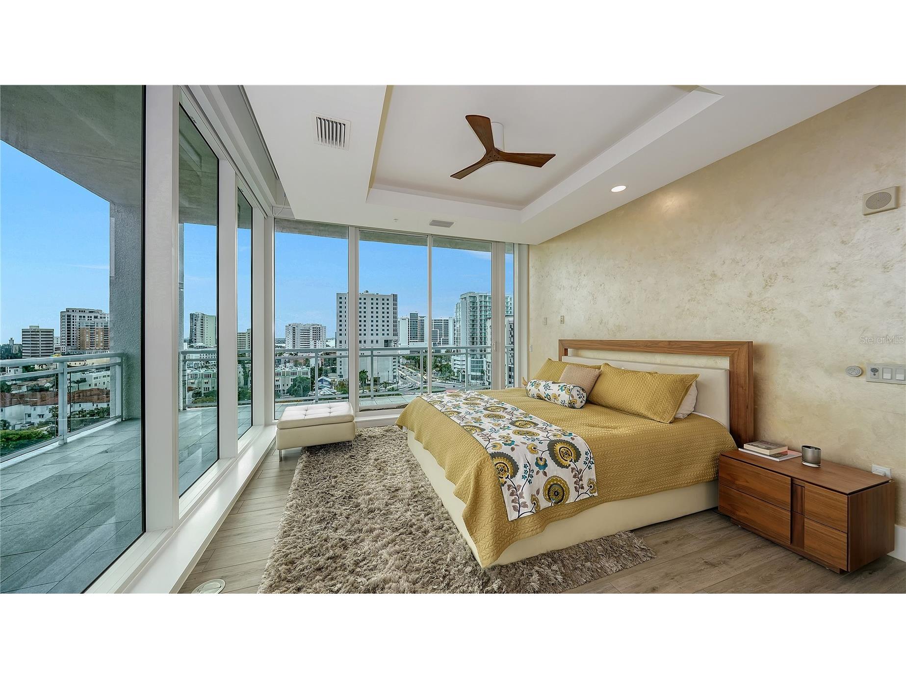 540 N Tamiami Trail #1004 Sarasota FL 34236 A4682907 image30