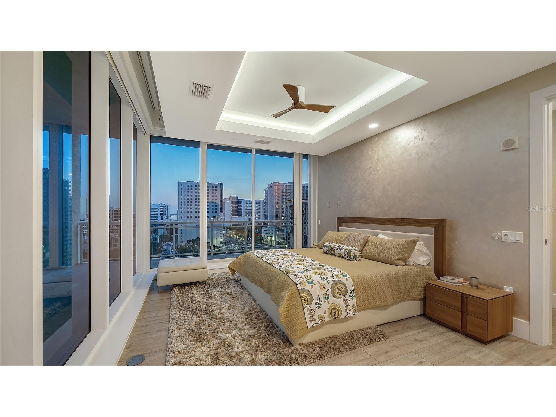 540 N Tamiami Trail #1004 Sarasota FL 34236 A4682907 image31