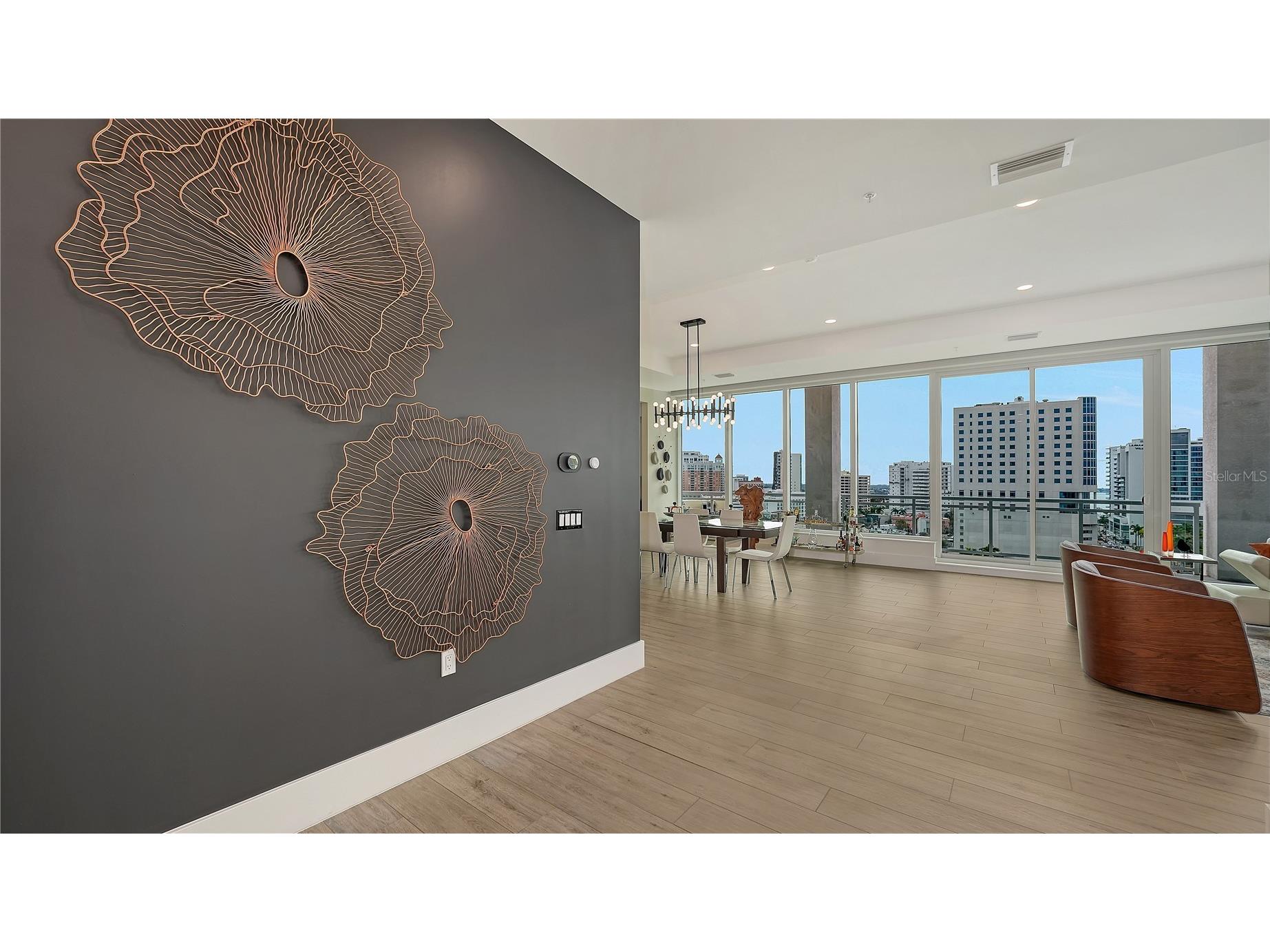 540 N Tamiami Trail #1004 Sarasota FL 34236 A4682907 image4