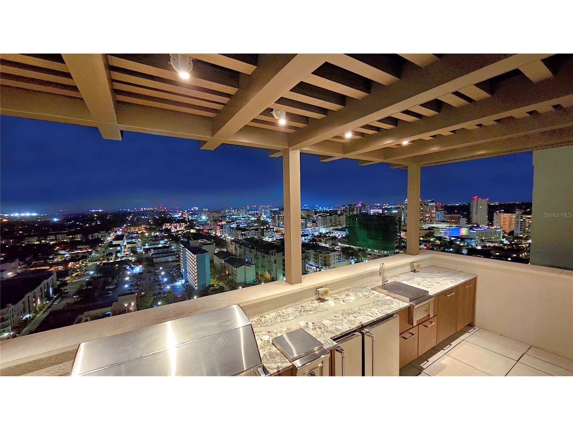 540 N Tamiami Trail #1004 Sarasota FL 34236 A4682907 image46