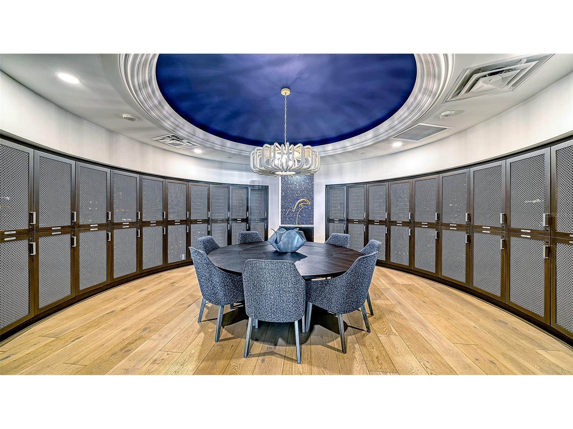 540 N Tamiami Trail #1004 Sarasota FL 34236 A4682907 image55