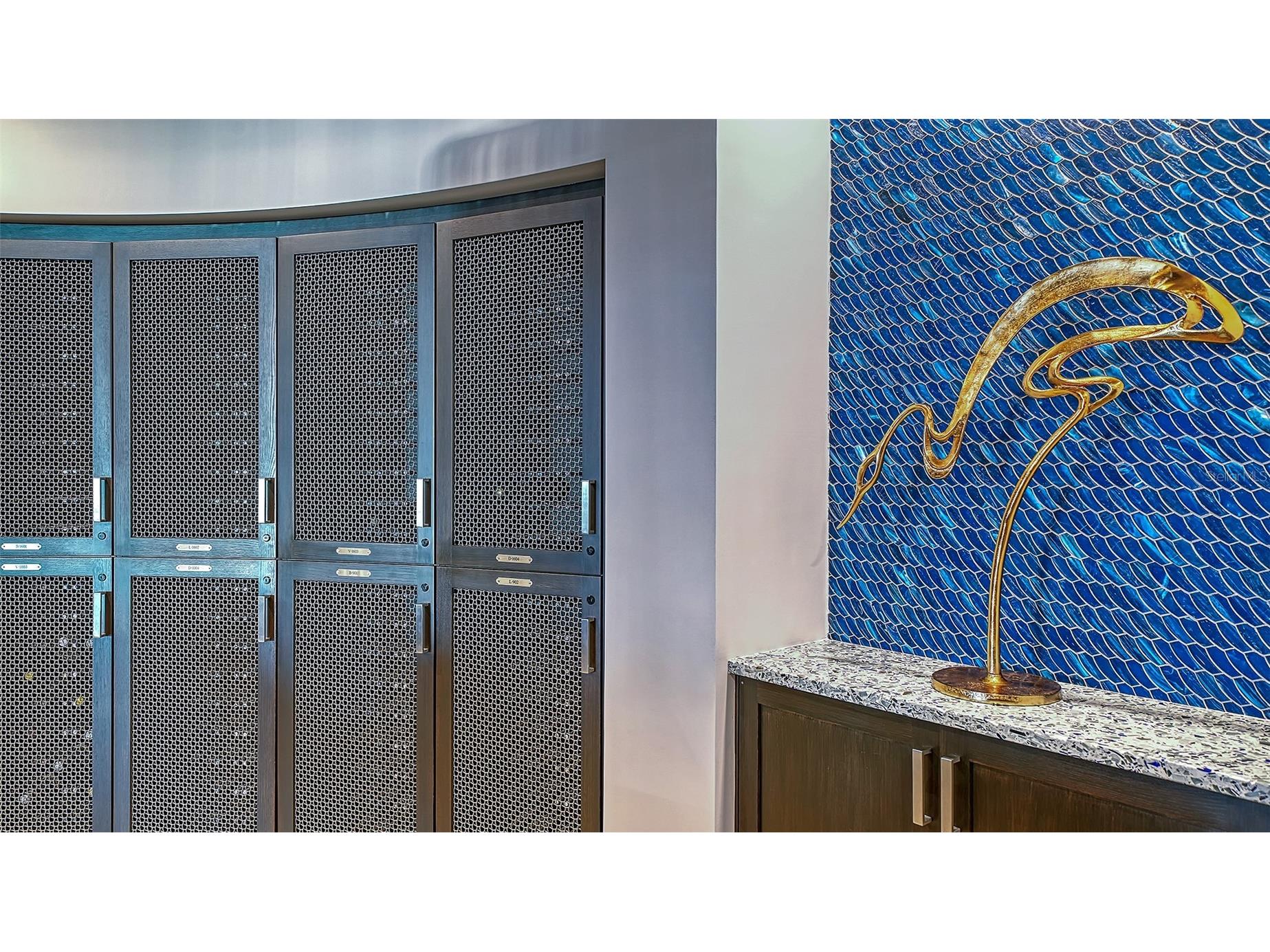 540 N Tamiami Trail #1004 Sarasota FL 34236 A4682907 image56