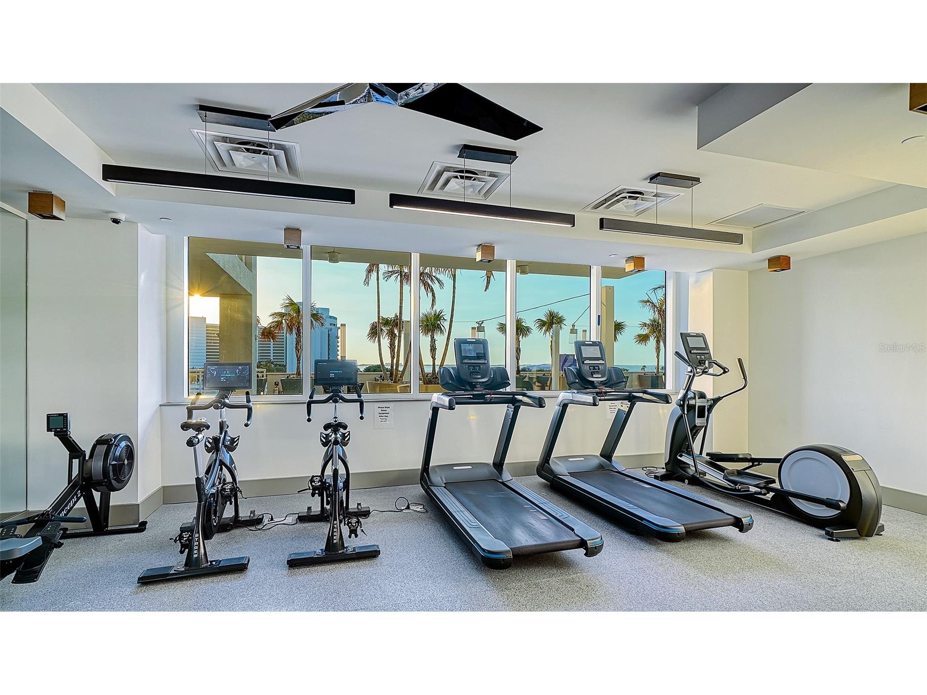 540 N Tamiami Trail #1004 Sarasota FL 34236 A4682907 image60