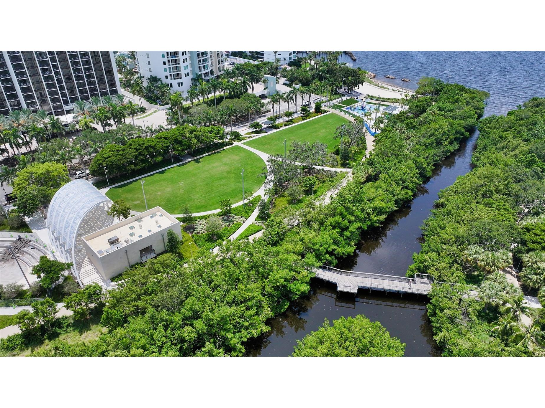 540 N Tamiami Trail #1004 Sarasota FL 34236 A4682907 image63