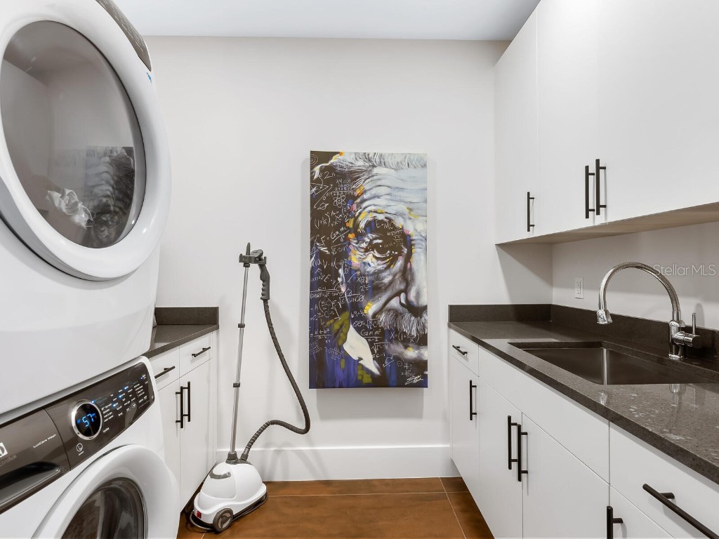 540 N Tamiami Trail #1201 Sarasota FL 34236 A4667550 image31