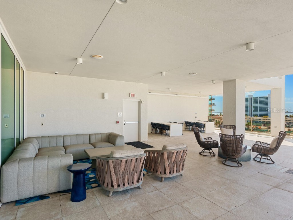 540 N Tamiami Trail #1201 Sarasota FL 34236 A4667550 image51