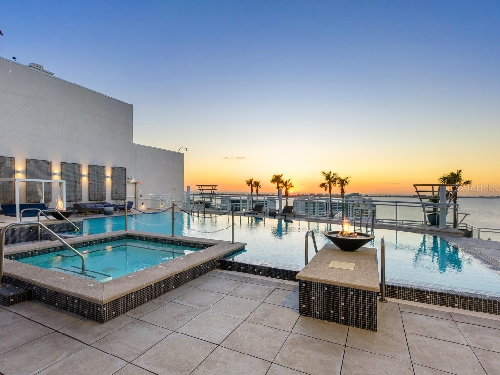 540 N Tamiami Trail #1201 Sarasota FL 34236 A4667550 image59