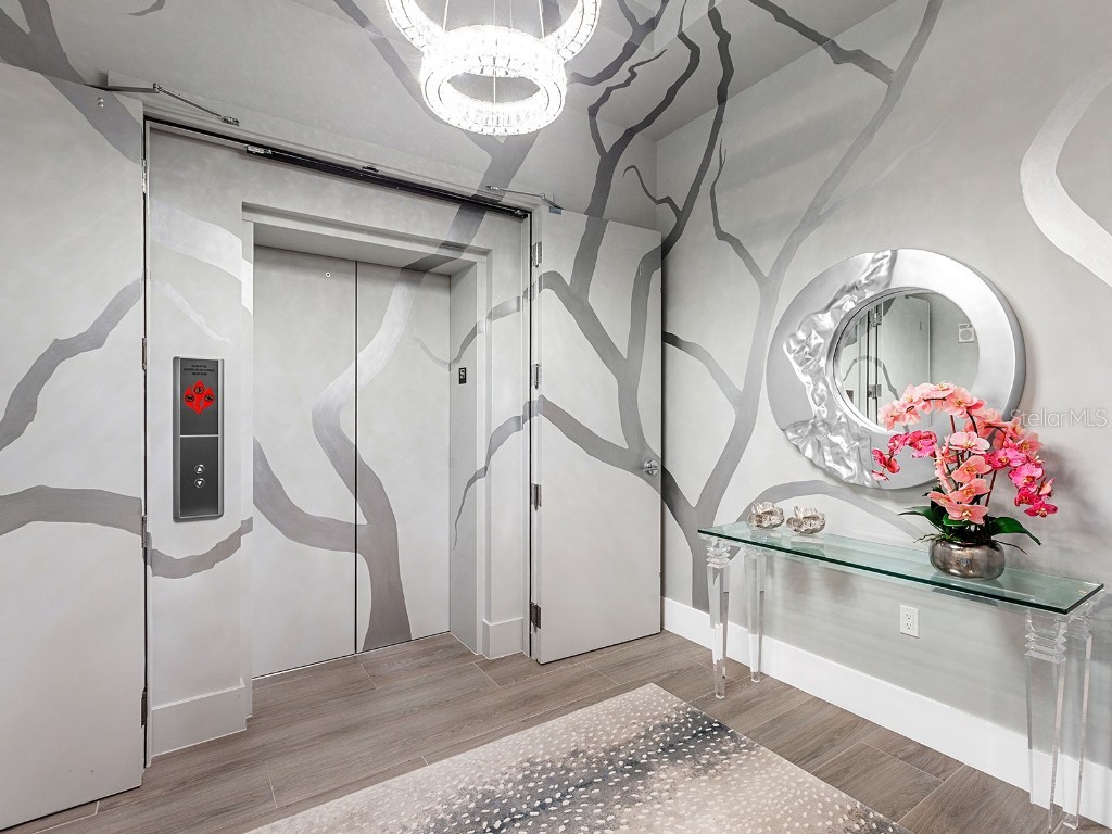 540 N Tamiami Trail #1503 Sarasota FL 34236 - SARASOTA BAY A4643484 image2