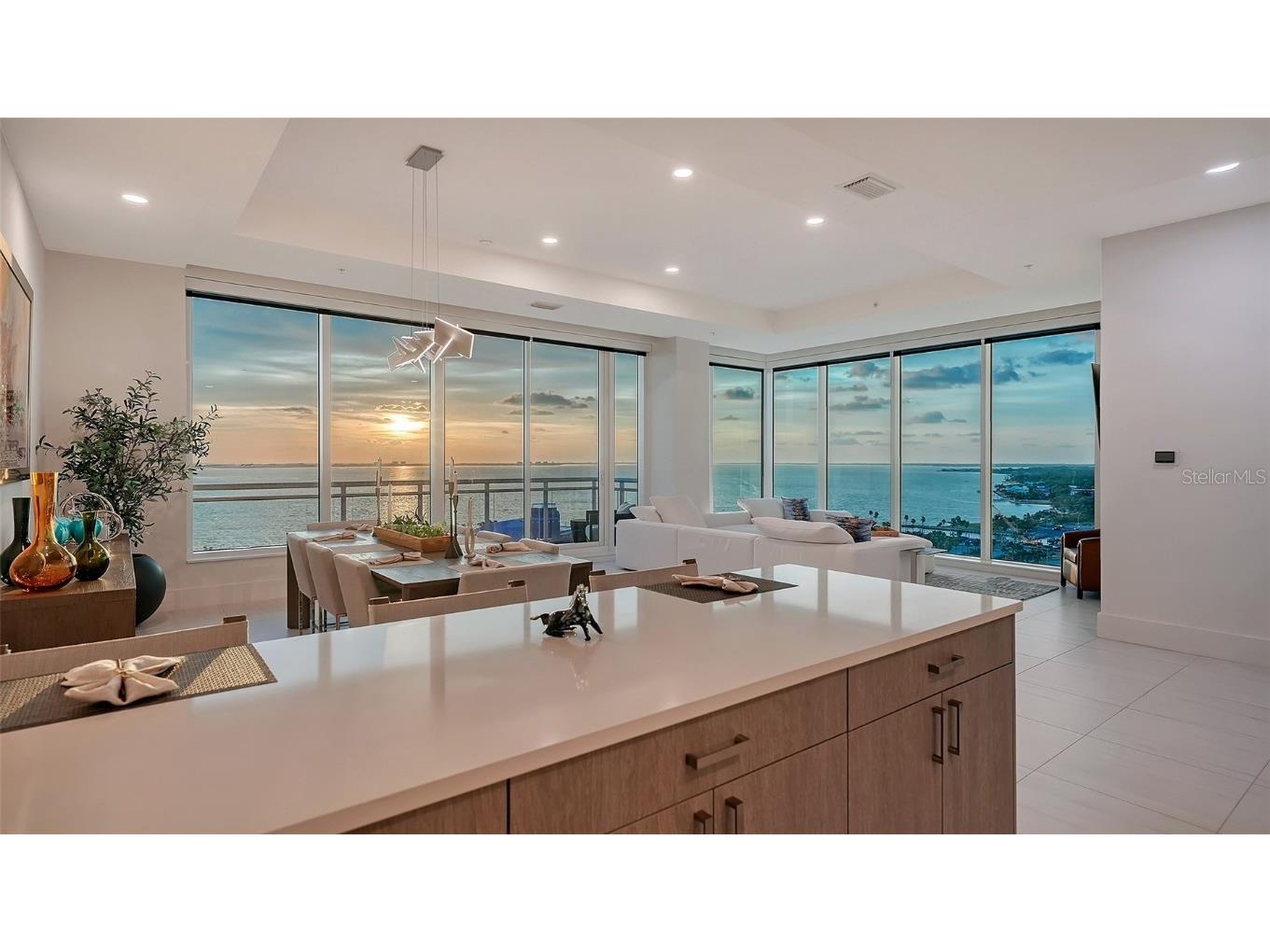 540 N Tamiami Trail #1702 Sarasota FL 34236 - SARASOTA BAY A4664642 image3