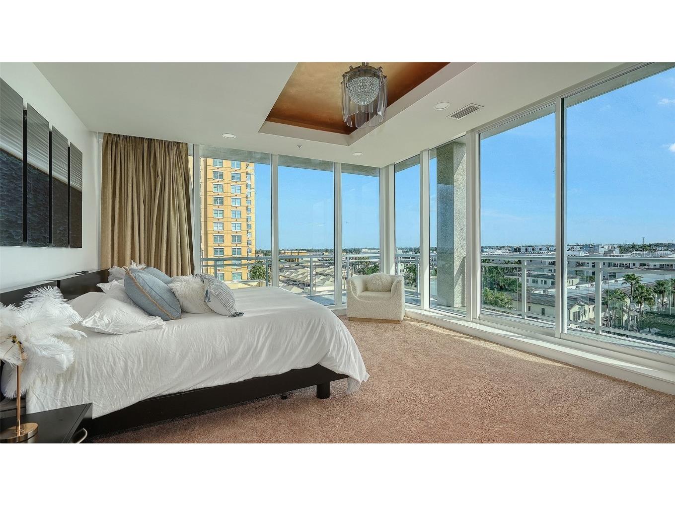 540 N Tamiami Trail #701 Sarasota FL 34236 A4675649 image14