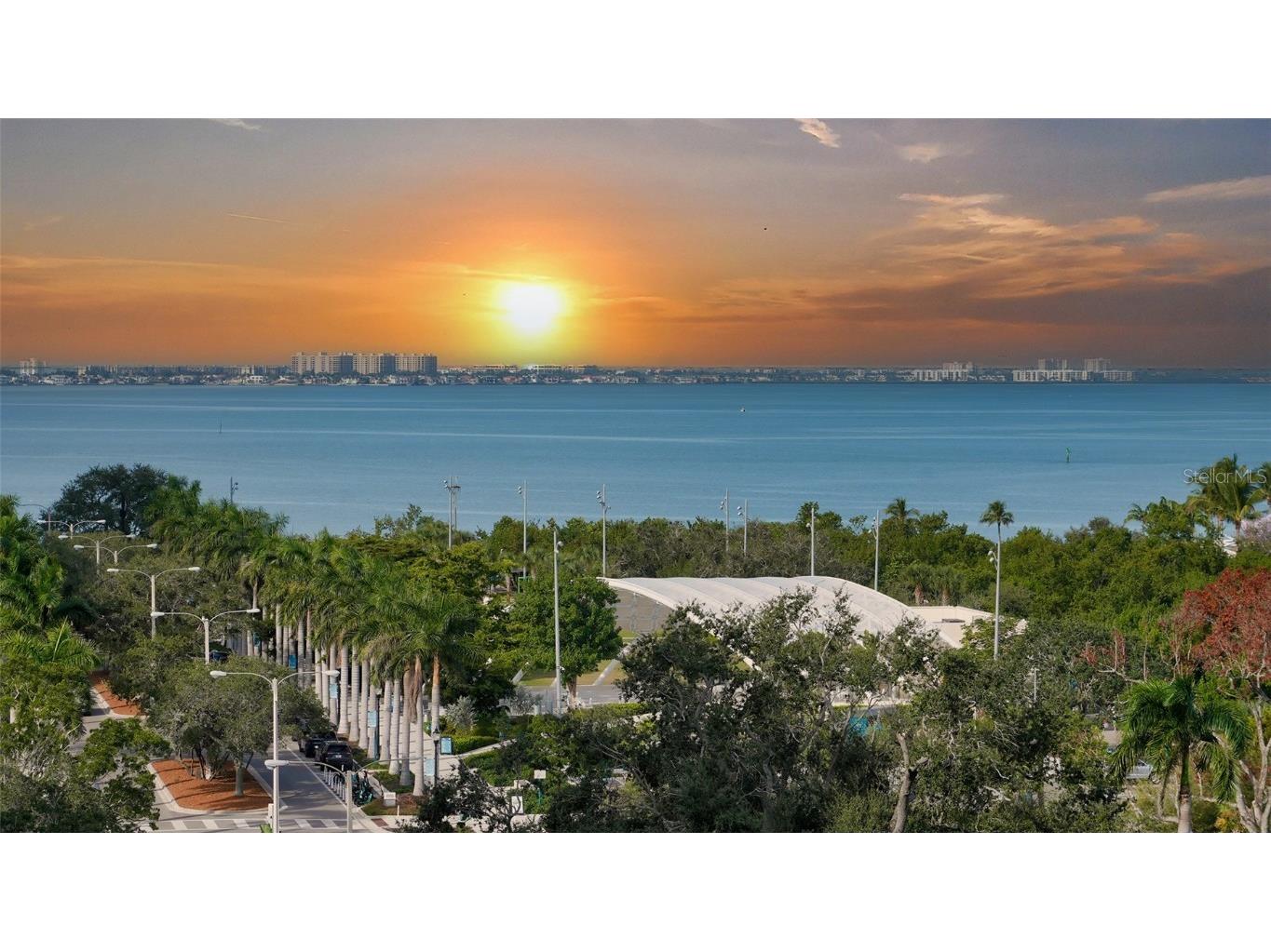 540 N Tamiami Trail #701 Sarasota FL 34236 A4675649 image3